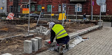 Trwa renowacja terenów wokół budynku Hufca ZHP-31112