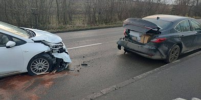 Auta zderzyły się na ulicy Knosały-31611