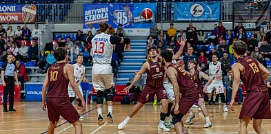 Nasi wciąż dominują pod koszem-32227