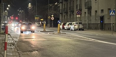 Wieczorny wypadek na przejściu dla pieszych. 88-latek potrącił pieszego