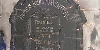 Można zwiedzić cmentarz żydowski