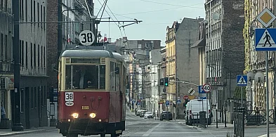 Trwają prace na torowisku tramwajowym. Wprowadzono komunikację zastępczą