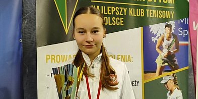 Anna Kmiecik obroniła tytuł w hali-32236