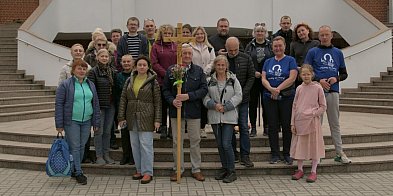 Pójdą pieszo do Pani z Kochawiny