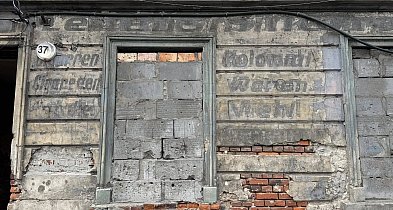 Napisy-duchy? Warto zachować!