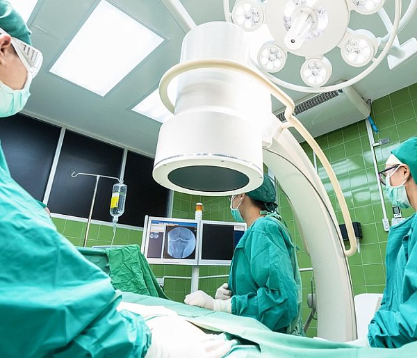 Polskie szpitale bez szans w obliczu kryzysu? Eksperci biją na alarm-29837