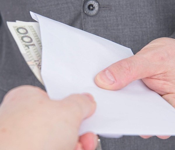 Zarabiasz bez firmy? Od 2026 roku wchodzi nowy, wyższy próg-30316