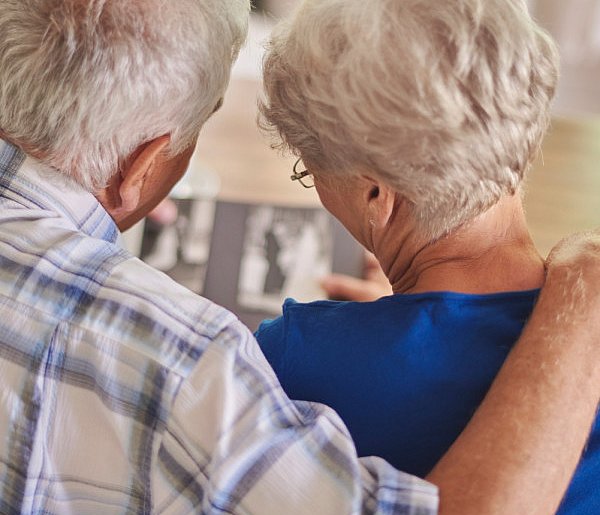 Seniorzy mają powód do radości. Projekt „Godna emerytura” trafił do Sejmu-30859