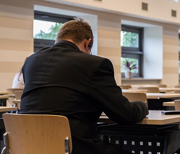 Zmiany w przepisach o wynagrodzeniach. Zapłacą za gotowość do pracy-30889