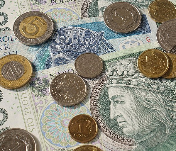 Płaca minimalna wzrasta od 1 stycznia. Skutki odczują miliony Polaków-32034