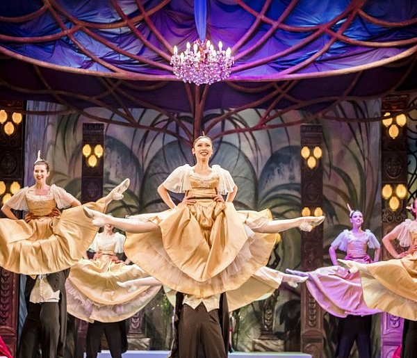 Jak karnawał, to operetka-32179