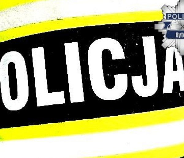 Zaatakował policjantów szablami. Tragiczny finał interwencji