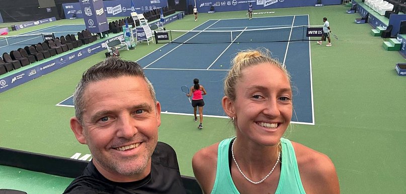 Nasi tenisiści pokazują klasę na całym świecie