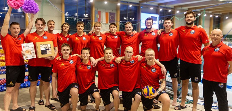 Dwa zwycięstwa w wodzie