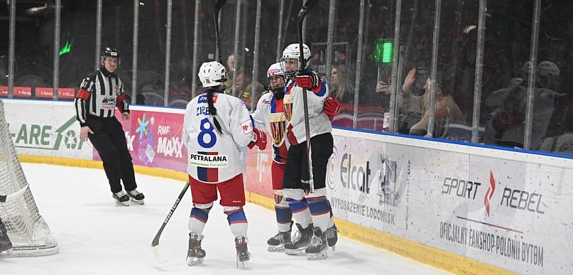 Nasze hokeistki zagrają o złoto