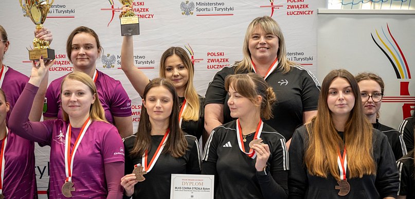 Brązowy medal łuczniczek Czarnej Strzały