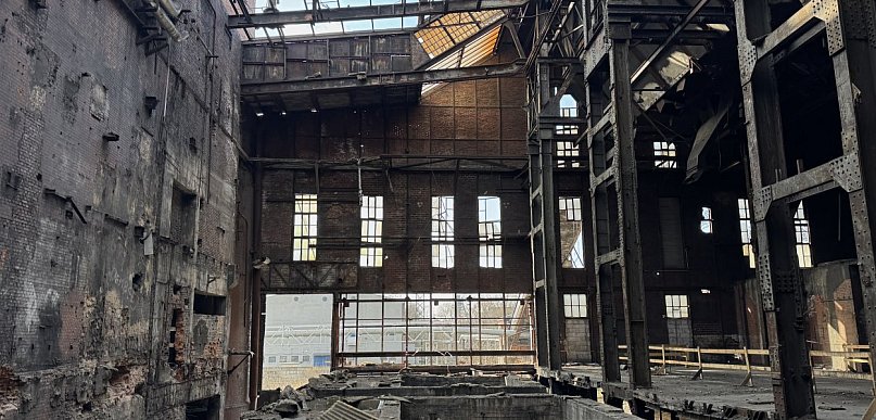 Basen w budynku dawnej rozdzielni? Ma być gotowy jeszcze w tym roku