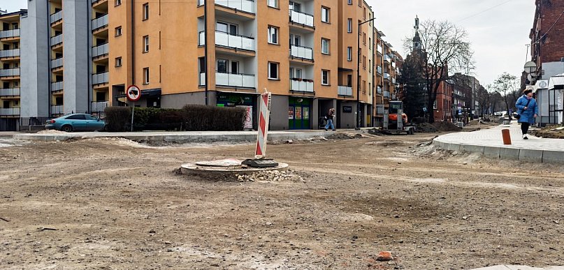 Na ulicy Cyryla i Metodego praca wre