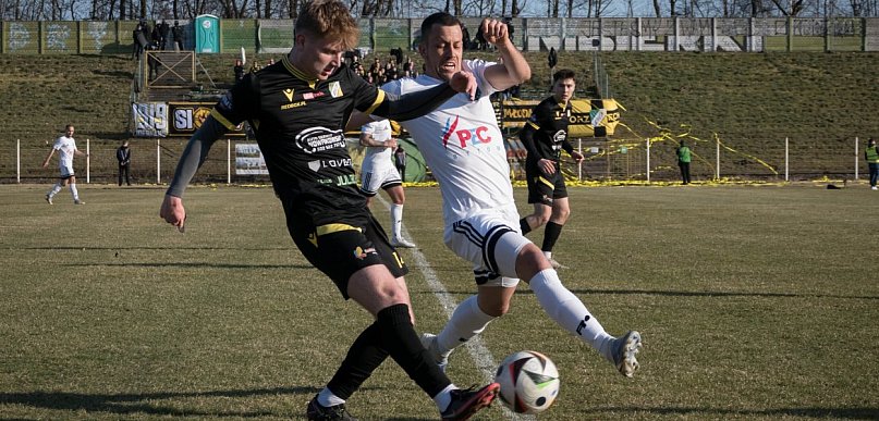 Czwartoligowe derby Zielonych z Cidrami na remis