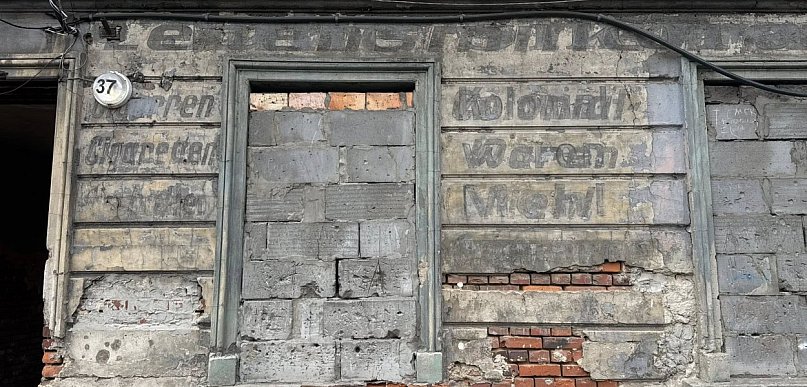 Napisy-duchy? Warto zachować!