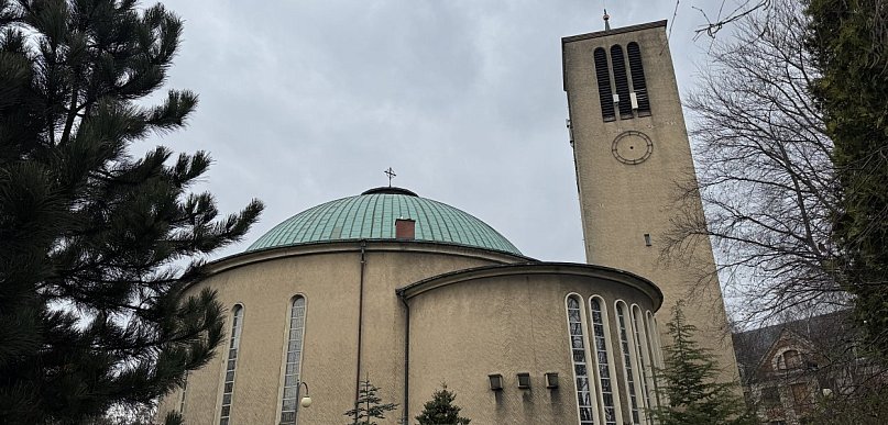 Niebiesko-czerwona msza święta w intencji społeczności Polonii Bytom