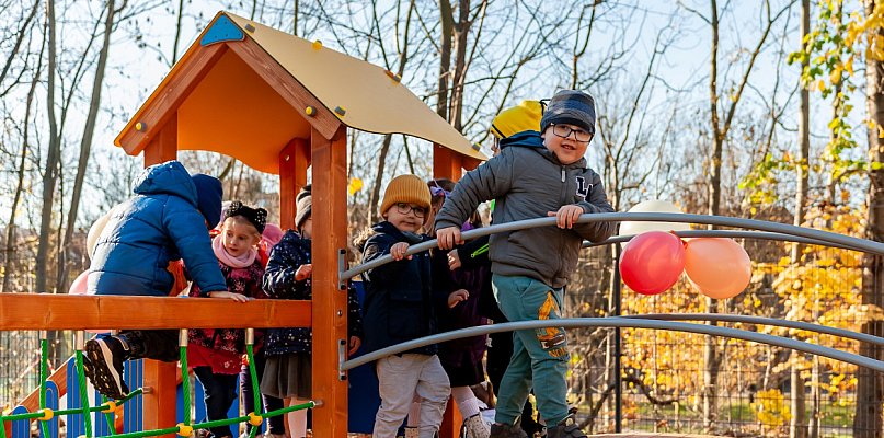 Przedszkolaki mają wspaniały plac zabaw - 30959