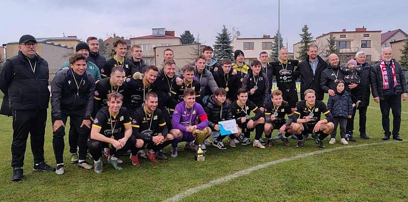 Ruch Radzionków zdobył puchar na szczeblu Podokręgu - 31052
