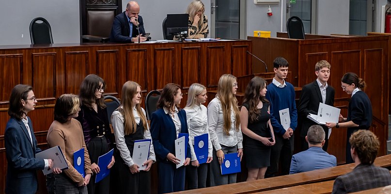 Oto młodzieżowa rada miasta! - 31187