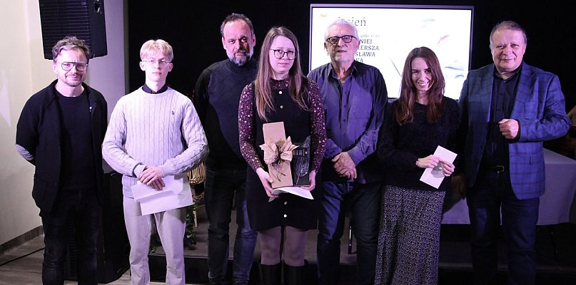 Horakowi poeci - 31250