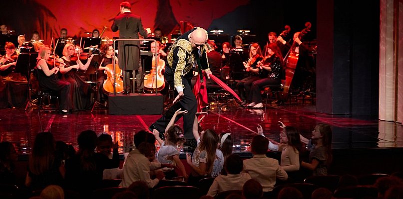 Opera Śląska pokazała dzieciom magiczny świat - 31560