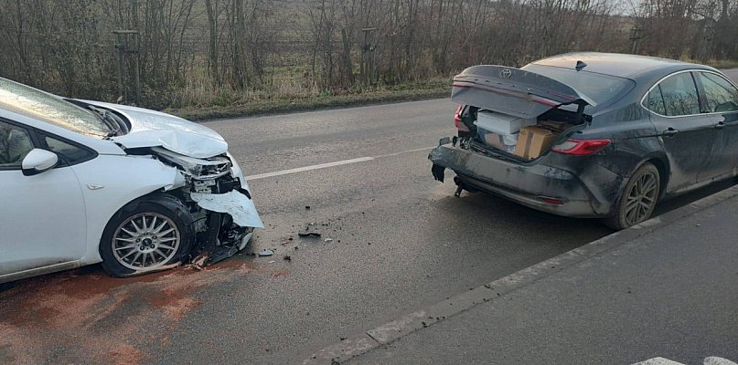 Auta zderzyły się na ulicy Knosały - 31611