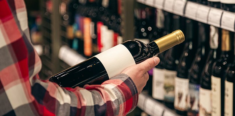 Alkohol - produkt pierwszej potrzeby? [opinia] - 31800