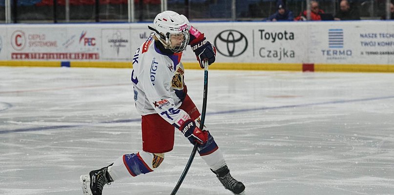 Hokeistki urządziły sobie ostre strzelanie