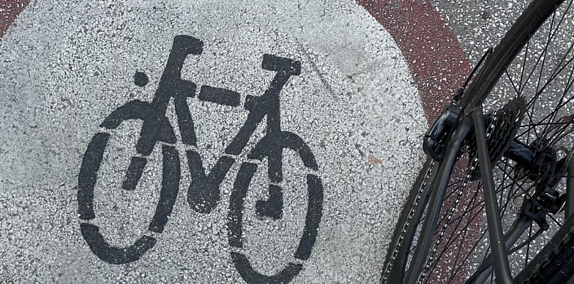 Bezpieczna jazda na rowerze. Bytomska policja przypomina o podstawach