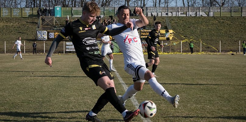Czwartoligowe derby Zielonych z Cidrami na remis