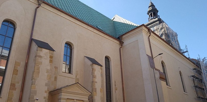 Kościół Świętego Wojciecha wygląda coraz lepiej