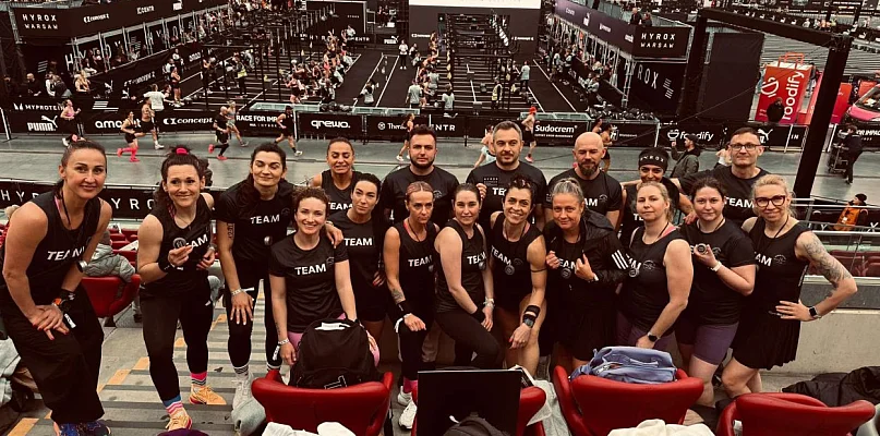 Biegali, wiosłowali i przeciągali na Stadionie Narodowym