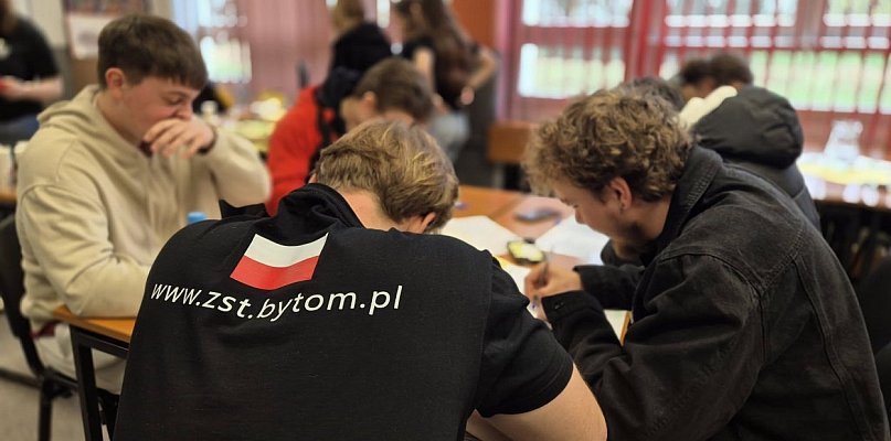 Uczniowie honorowo oddawali krew