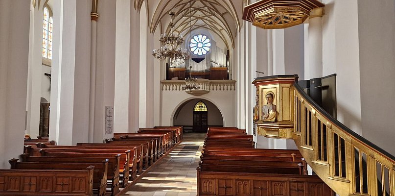 Bytomski Kwintent Dęty i Marcin Gad, czyli koncert w kościele Mariackim