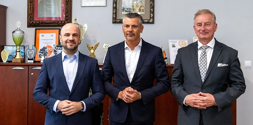 Zmiany na stanowisku szefa Rady Miejskiej: Staniszewski zrezygnował, Wężyk wrócił