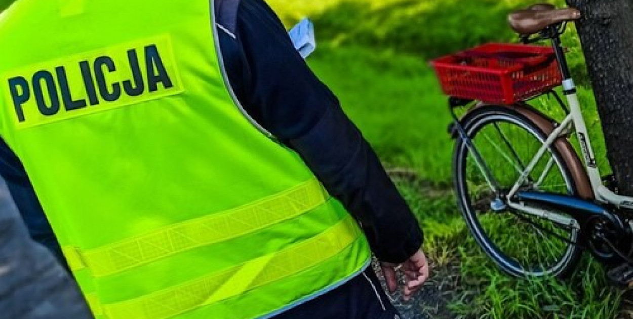 Wpadł pijany rowerzysta
