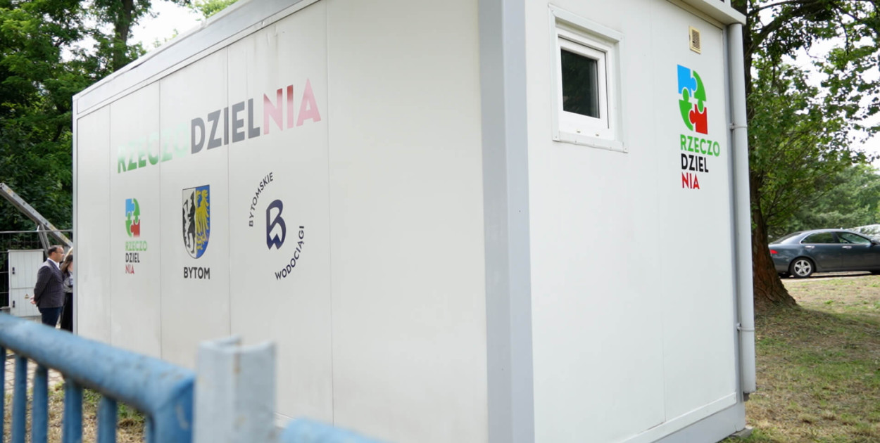 Skorzystaj z rzeczodzielni i idź na basen