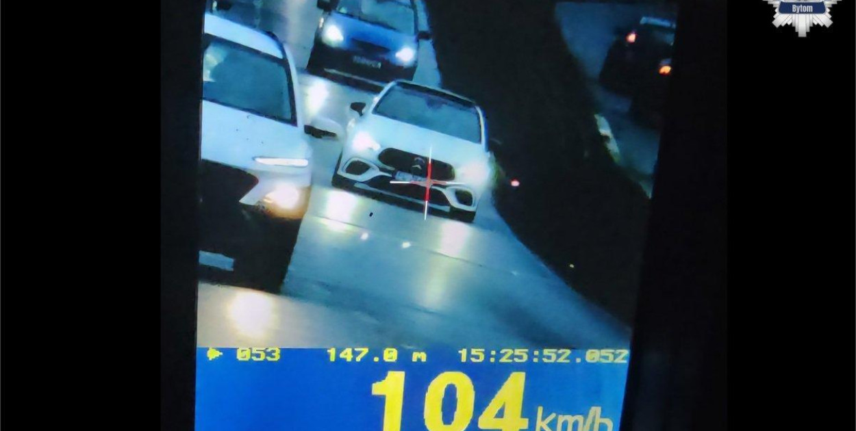 Stracił prawo jazdy, bo pędził jak szalony