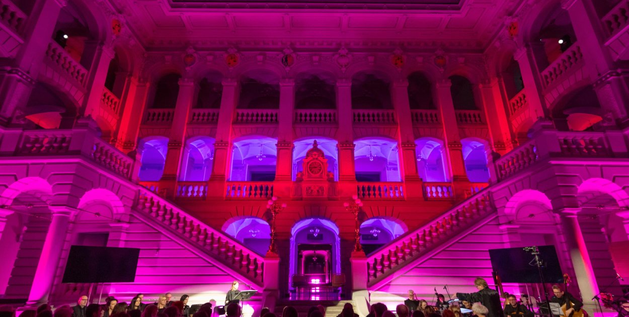 Orkiestra wraca do sądu