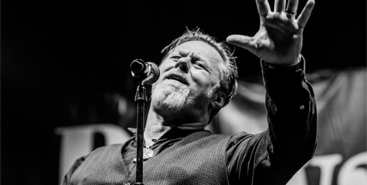 Marynarz i muzyk, który zawinął do portu Bytom