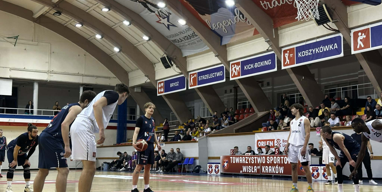 Nasi koszykarze zaszaleli w Krakowie