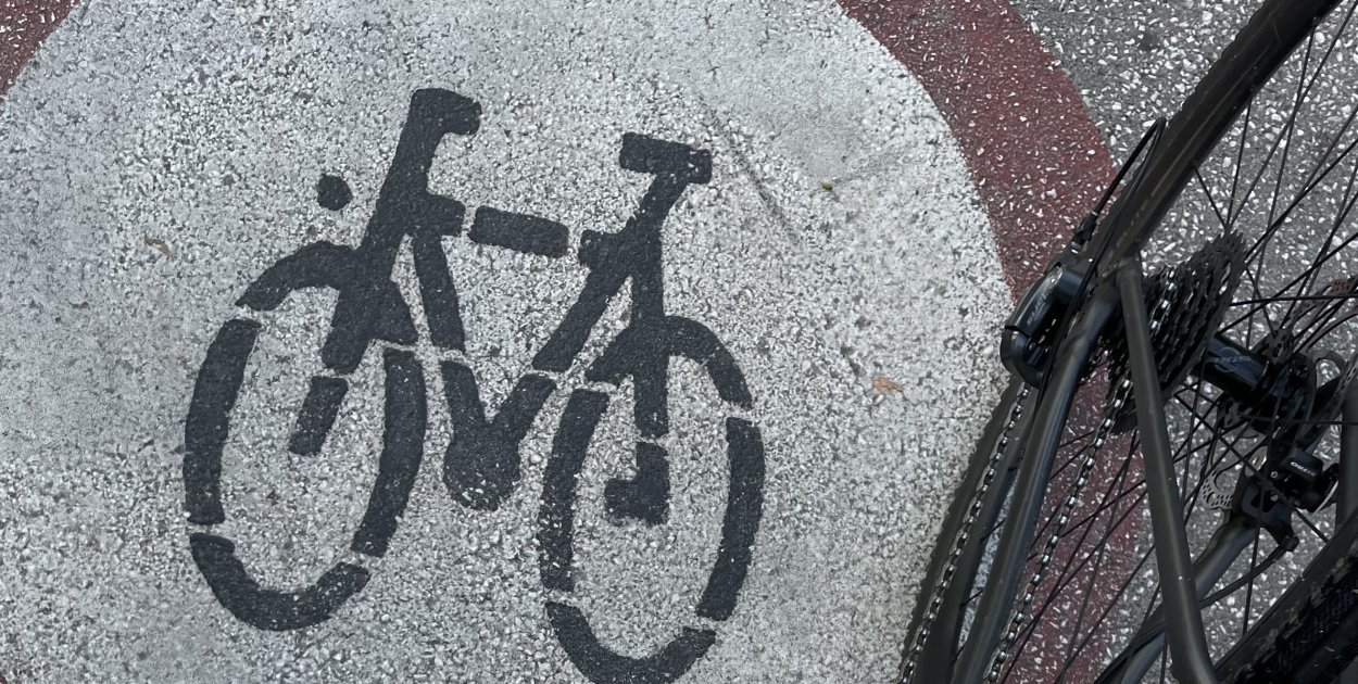 Bezpieczna jazda na rowerze. Bytomska policja przypomina o podstawach