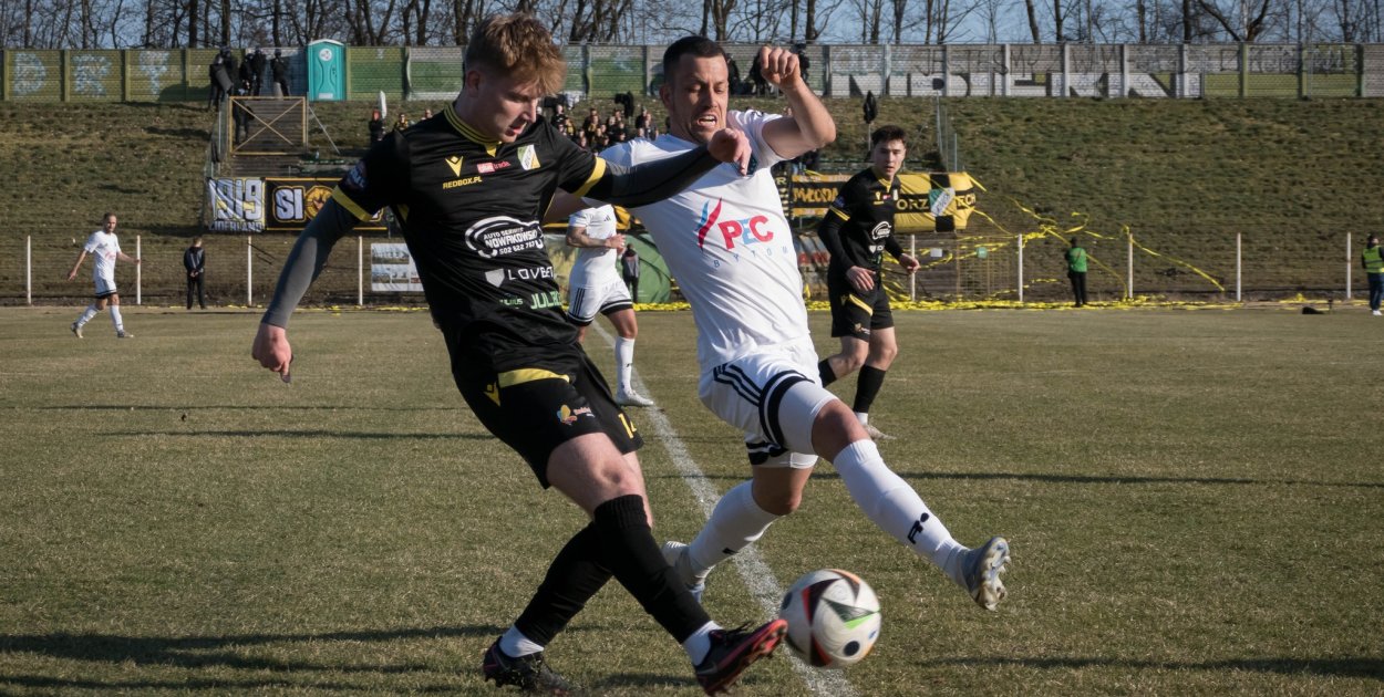 Czwartoligowe derby Zielonych z Cidrami na remis