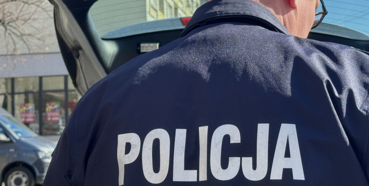Miał wolne i robił zakupy. Złapał złodzieja po wyjściu z supermarketu