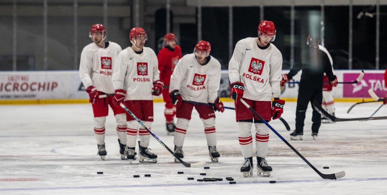 Hokejowa reprezentacja trenuje na naszym lodowisku